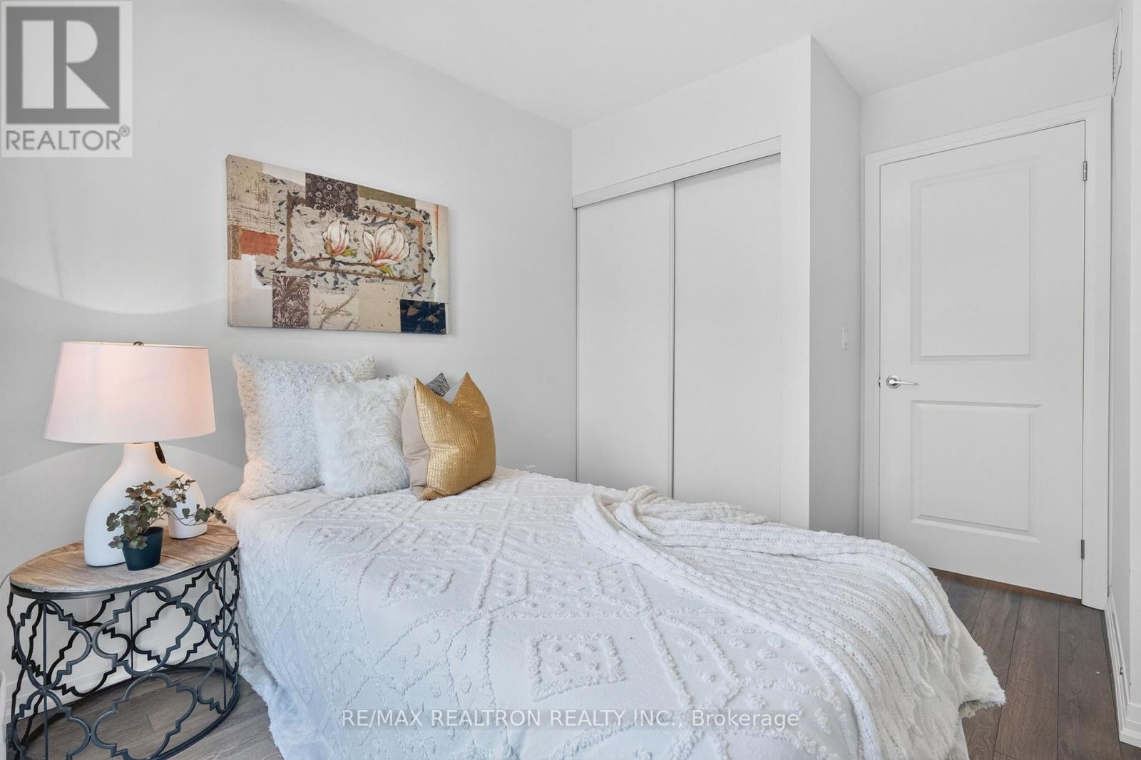 #1010 2635 WILLIAM JACKSON DRIVE - 15