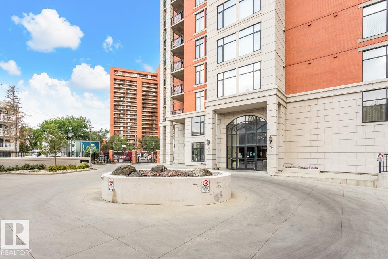 #1103 9020 JASPER AV NW - 39