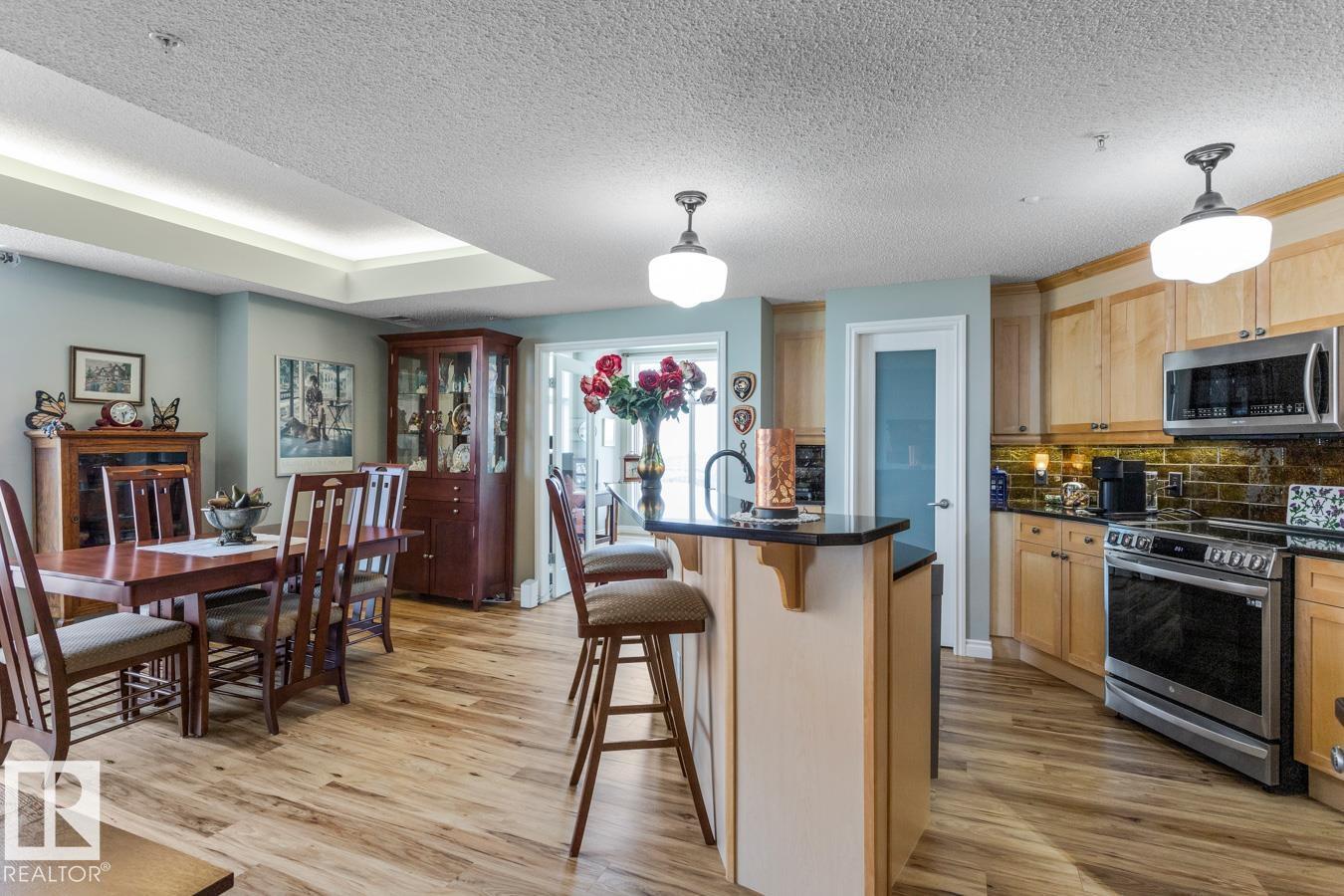 #1103 9020 JASPER AV NW - 9