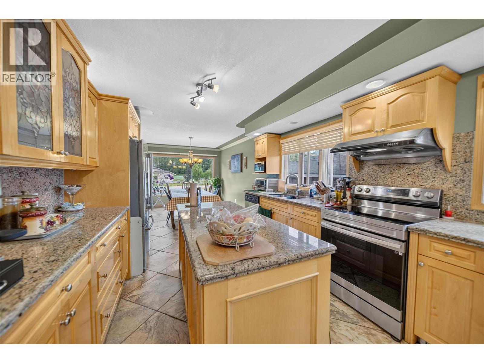 1698 McKenzie Road - 15