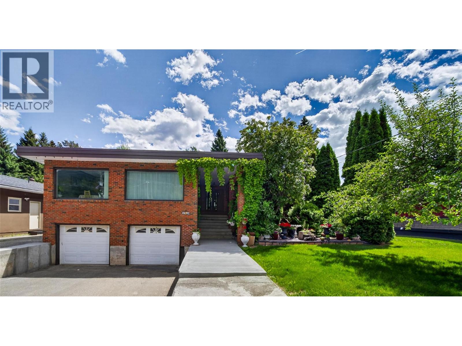 1698 McKenzie Road - 1