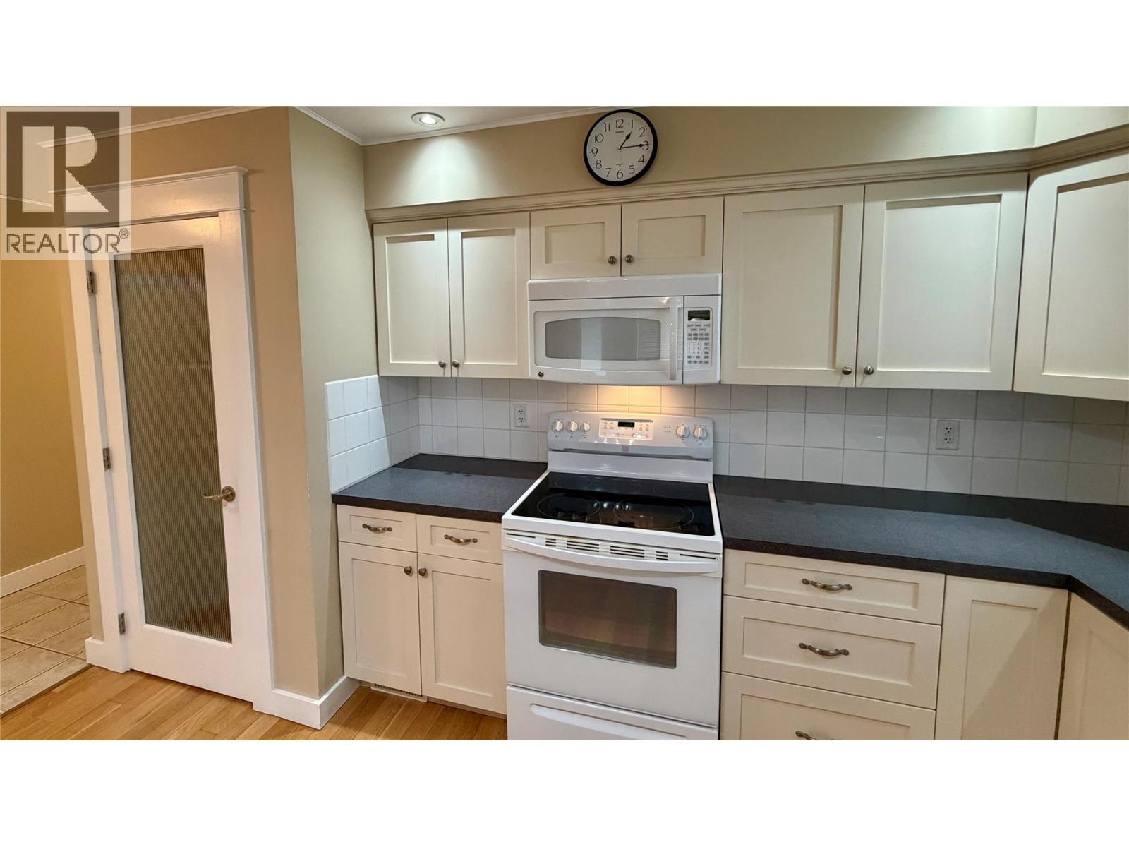 7449 7TH Street - 24