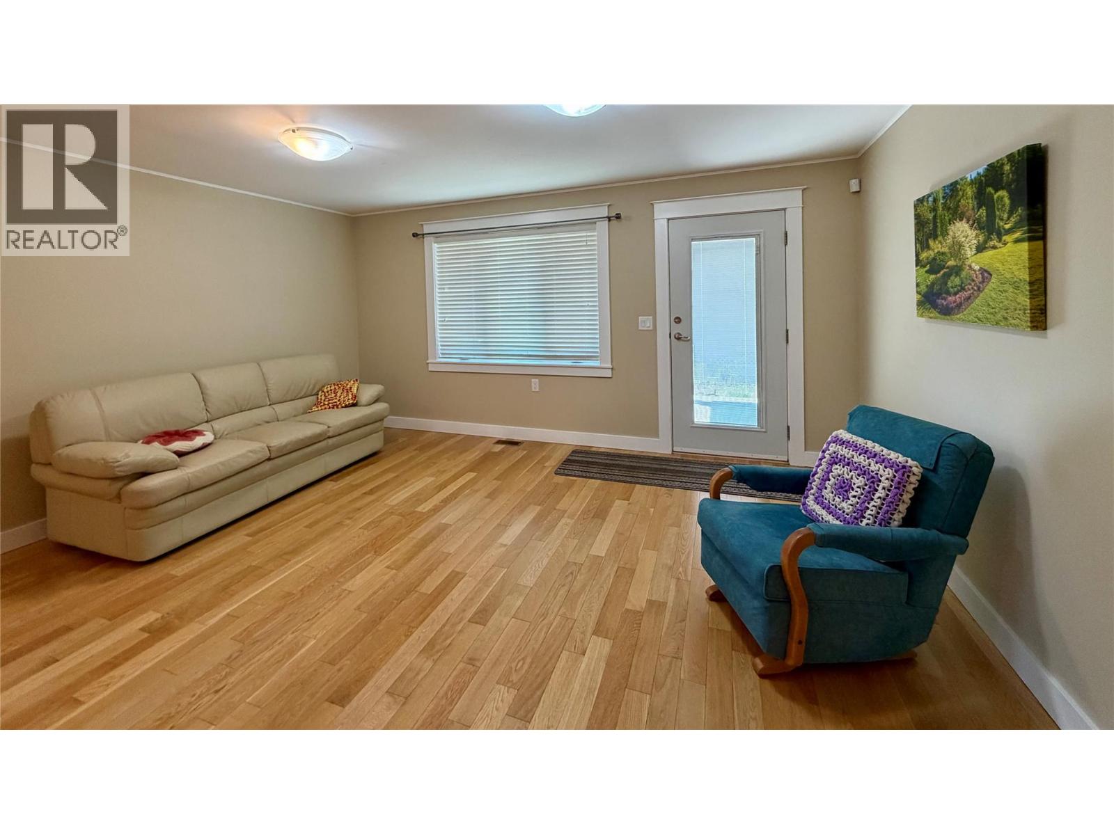 7449 7TH Street - 28