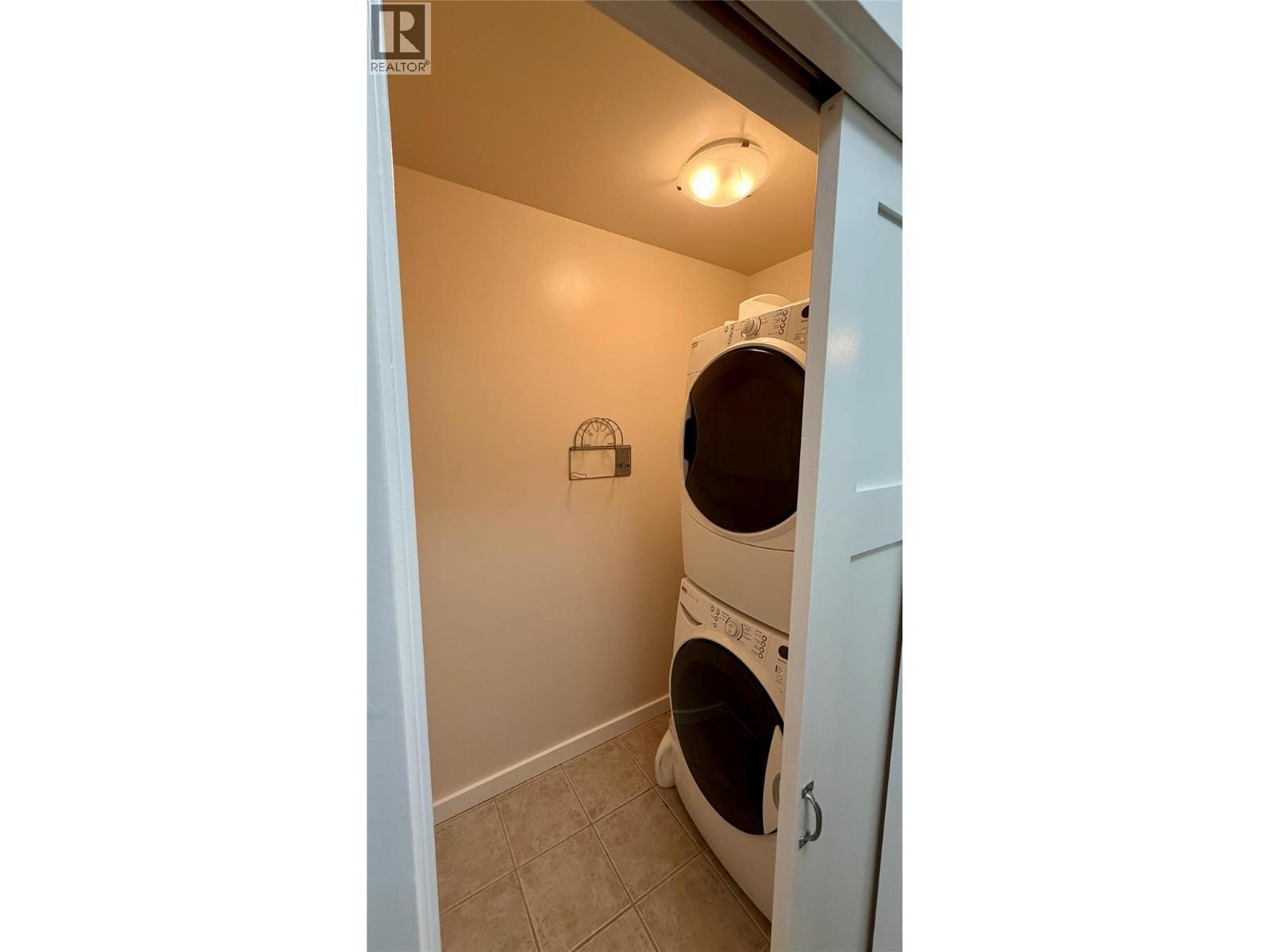 7449 7TH Street - 23