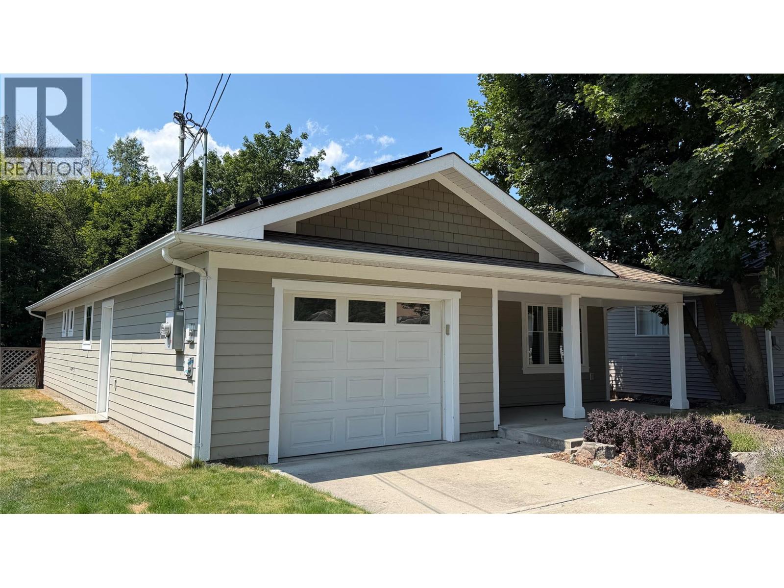 7449 7TH Street - 2