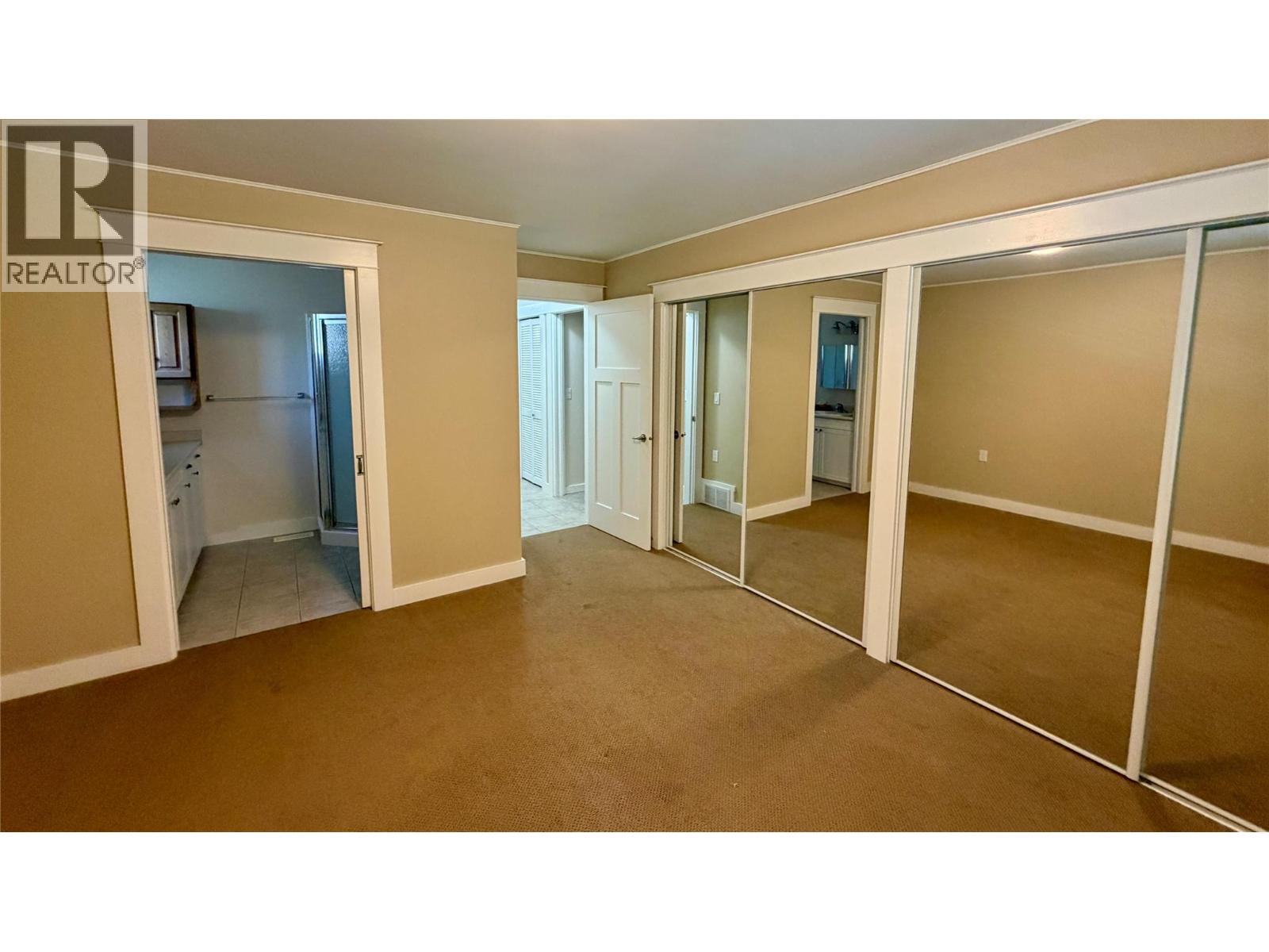 7449 7TH Street - 18