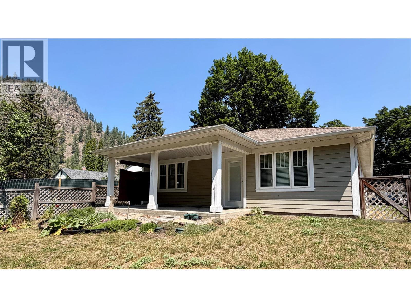7449 7TH Street - 33