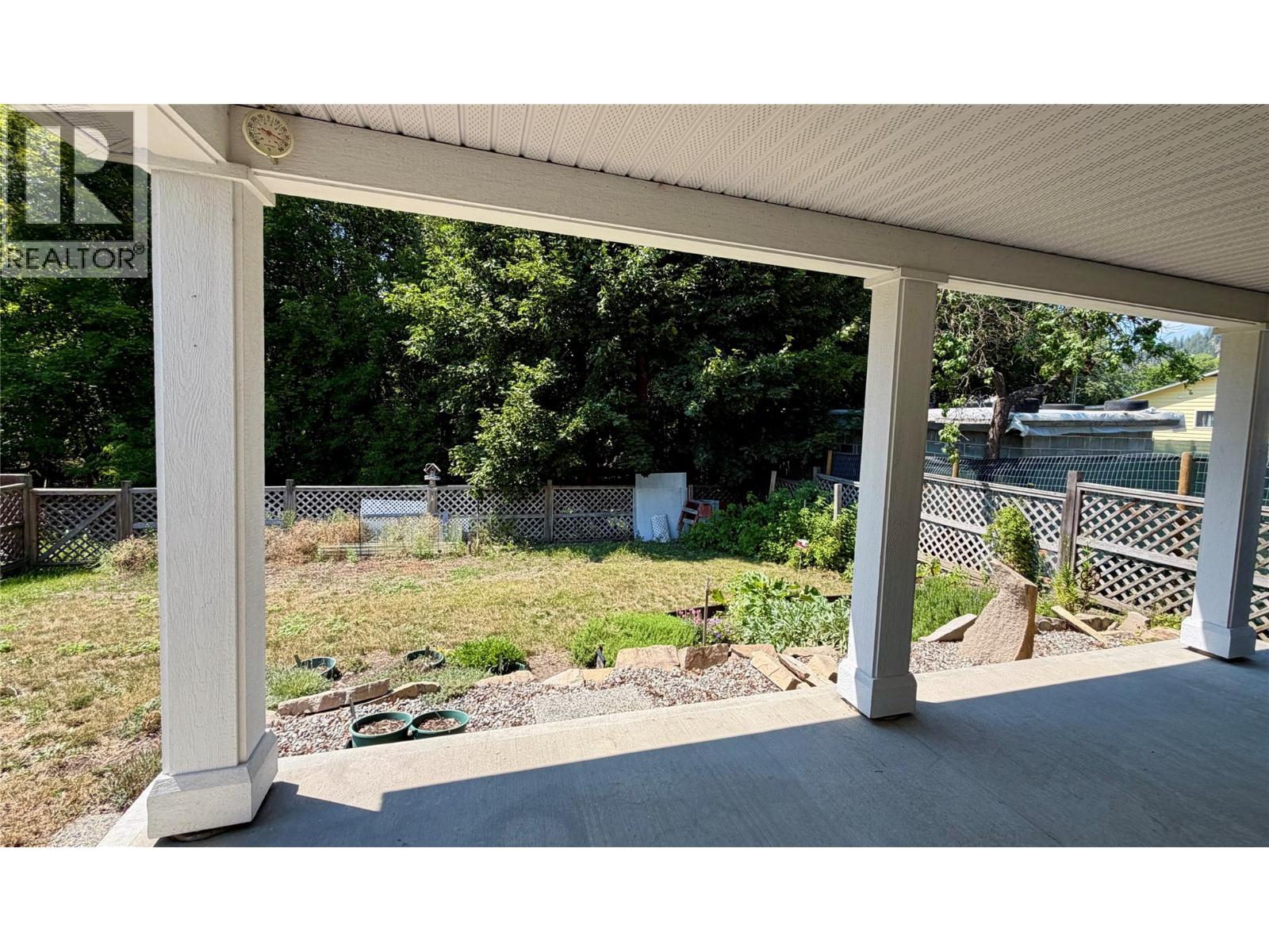 7449 7TH Street - 31