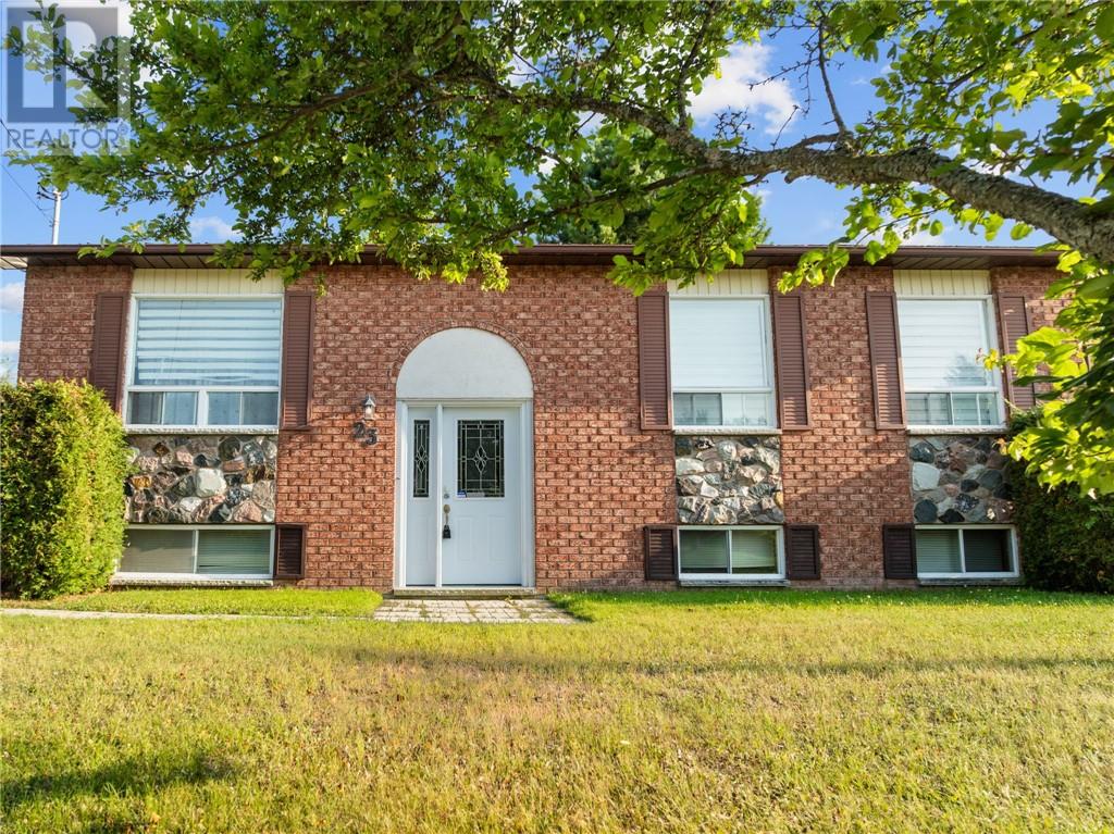 23 Sycamore Street - 1