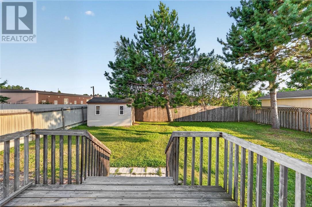23 Sycamore Street - 16