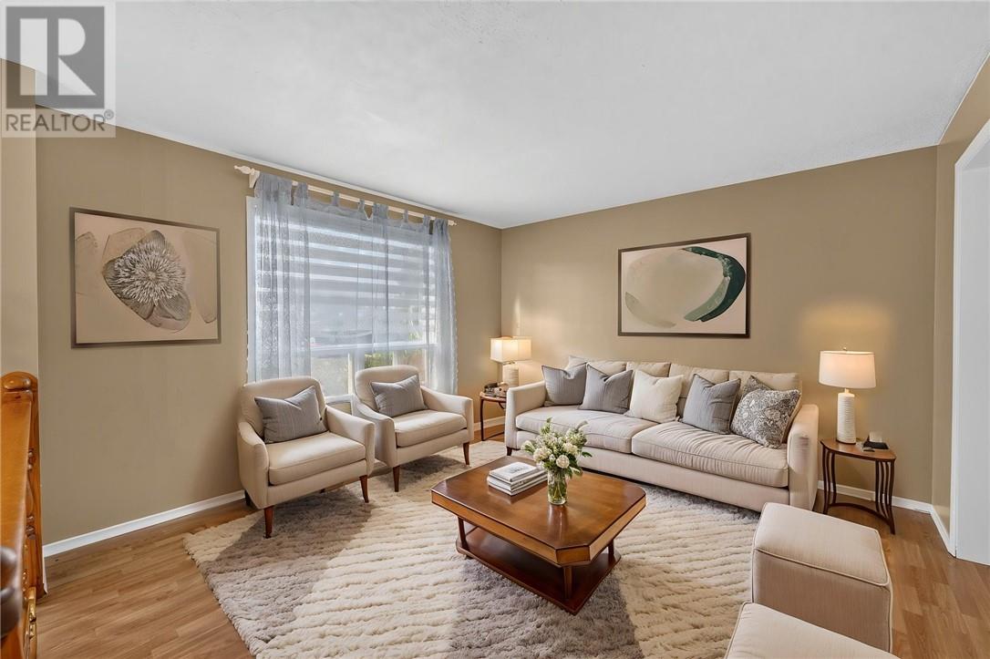 23 Sycamore Street - 22