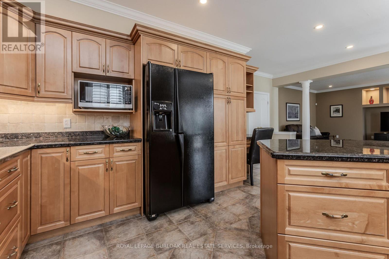 67 WALCOTTE AVENUE - Image 16
