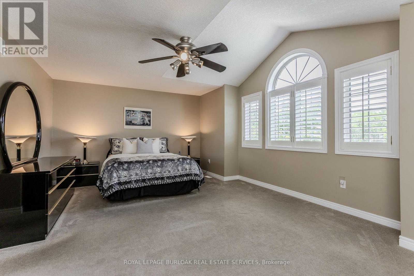 67 WALCOTTE AVENUE - Image 24