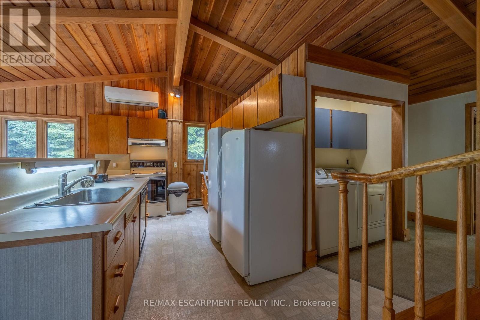 2312 FRONT ROAD - 11