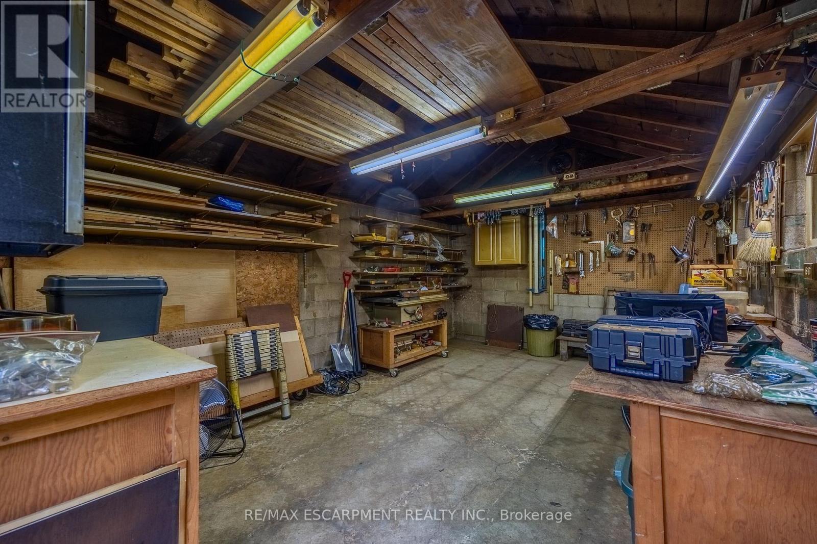 2312 FRONT ROAD - 35