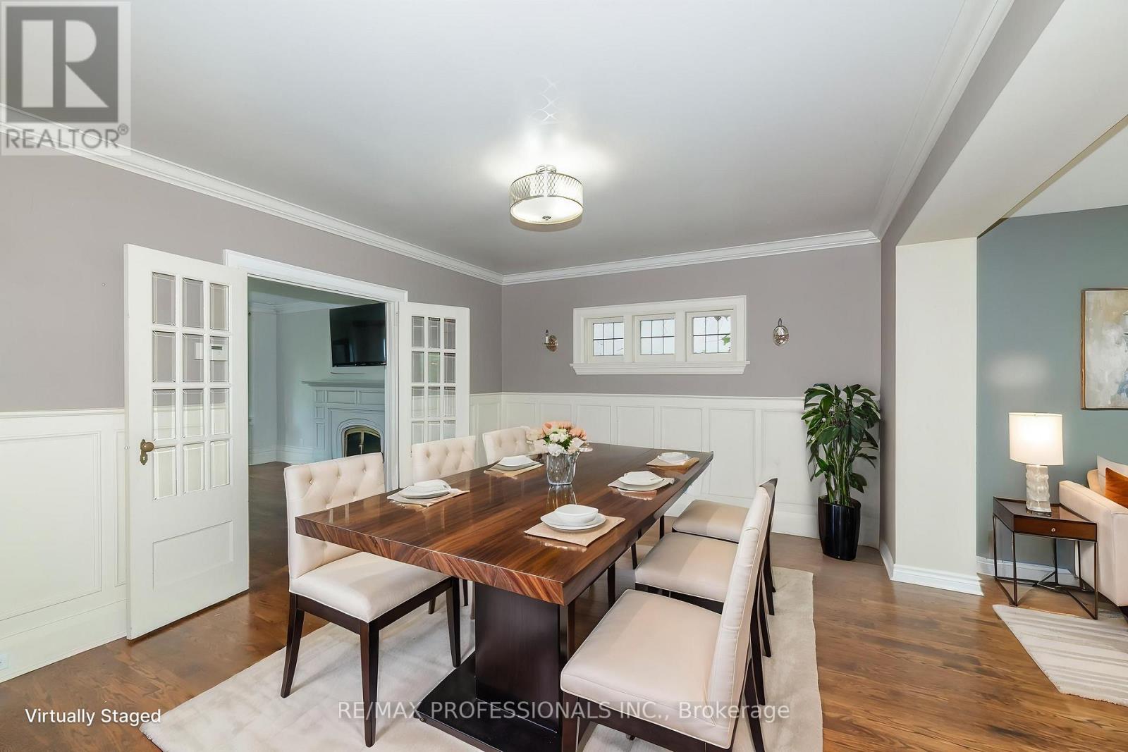 61 GRENVIEW BOULEVARD N - 12