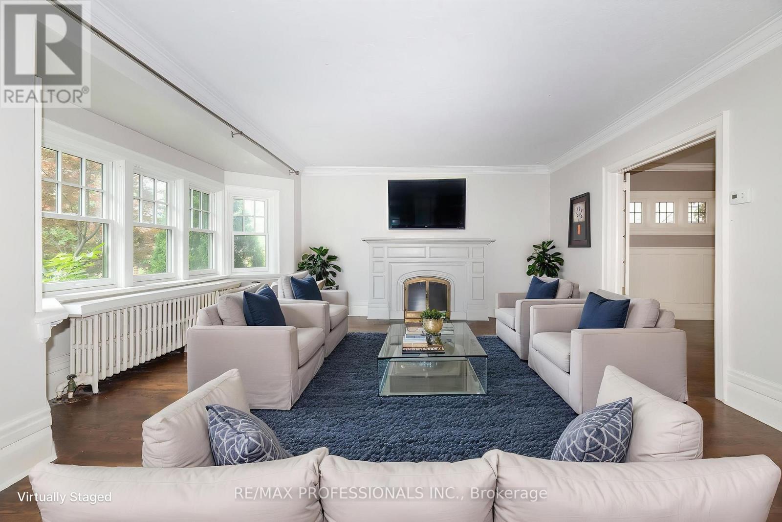 61 GRENVIEW BOULEVARD N - 4