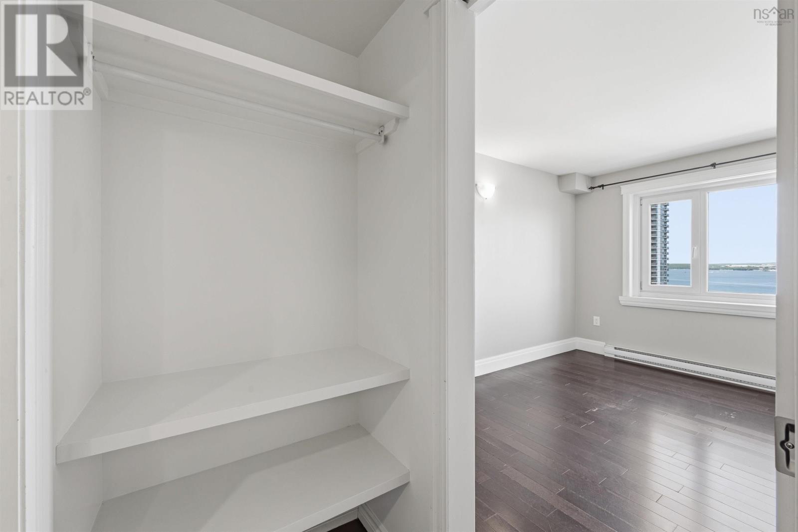 Property 28 of 34 of 516 45 Vimy Avenue