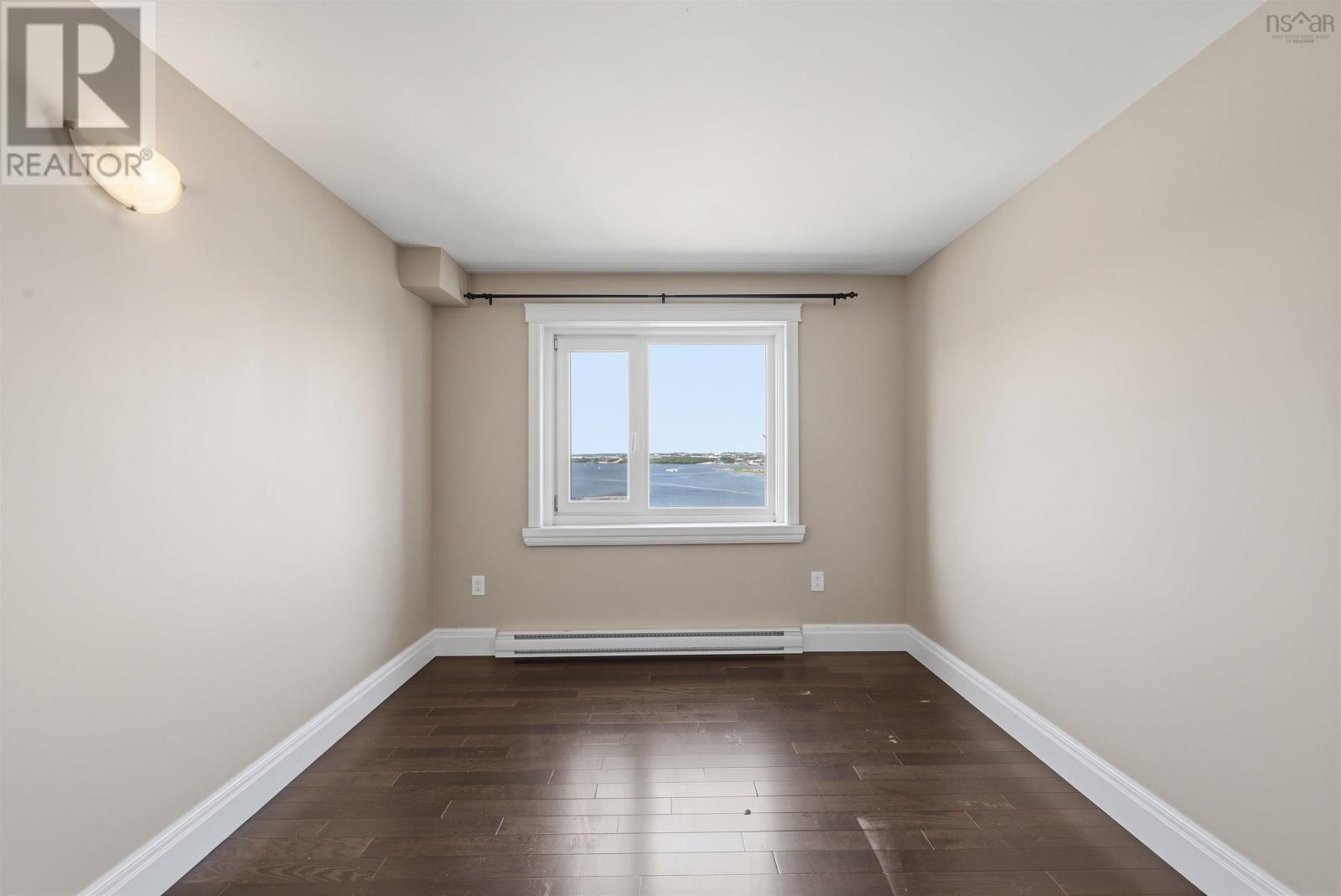 Property 25 of 34 of 516 45 Vimy Avenue
