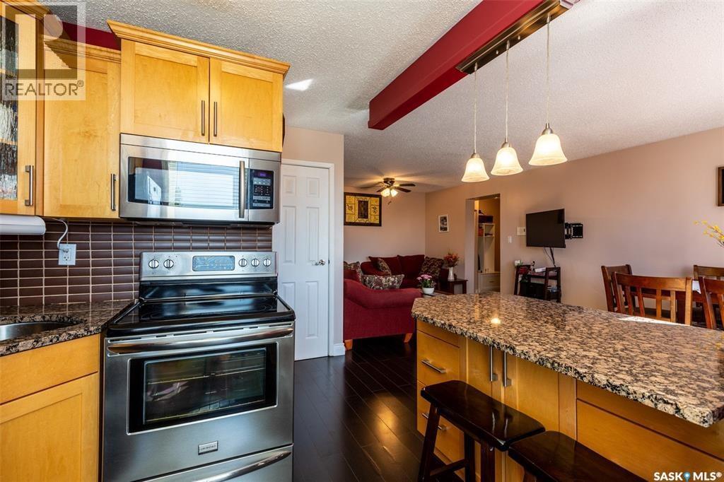 #302 34 Nollet AVENUE - 4