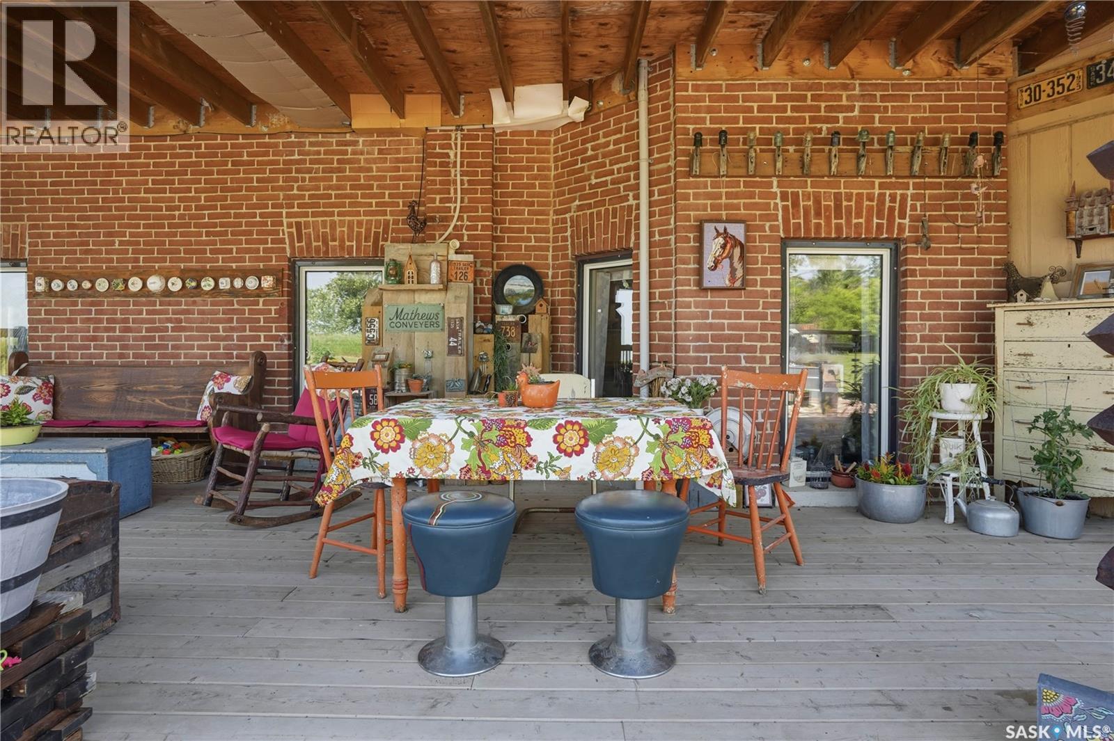 Mickleborough Acreage - Image 31