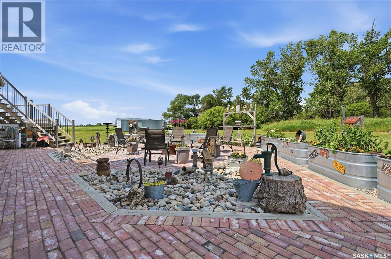 Mickleborough Acreage - Image 35