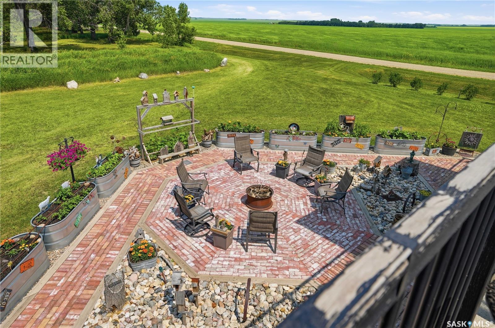 Mickleborough Acreage - Image 37