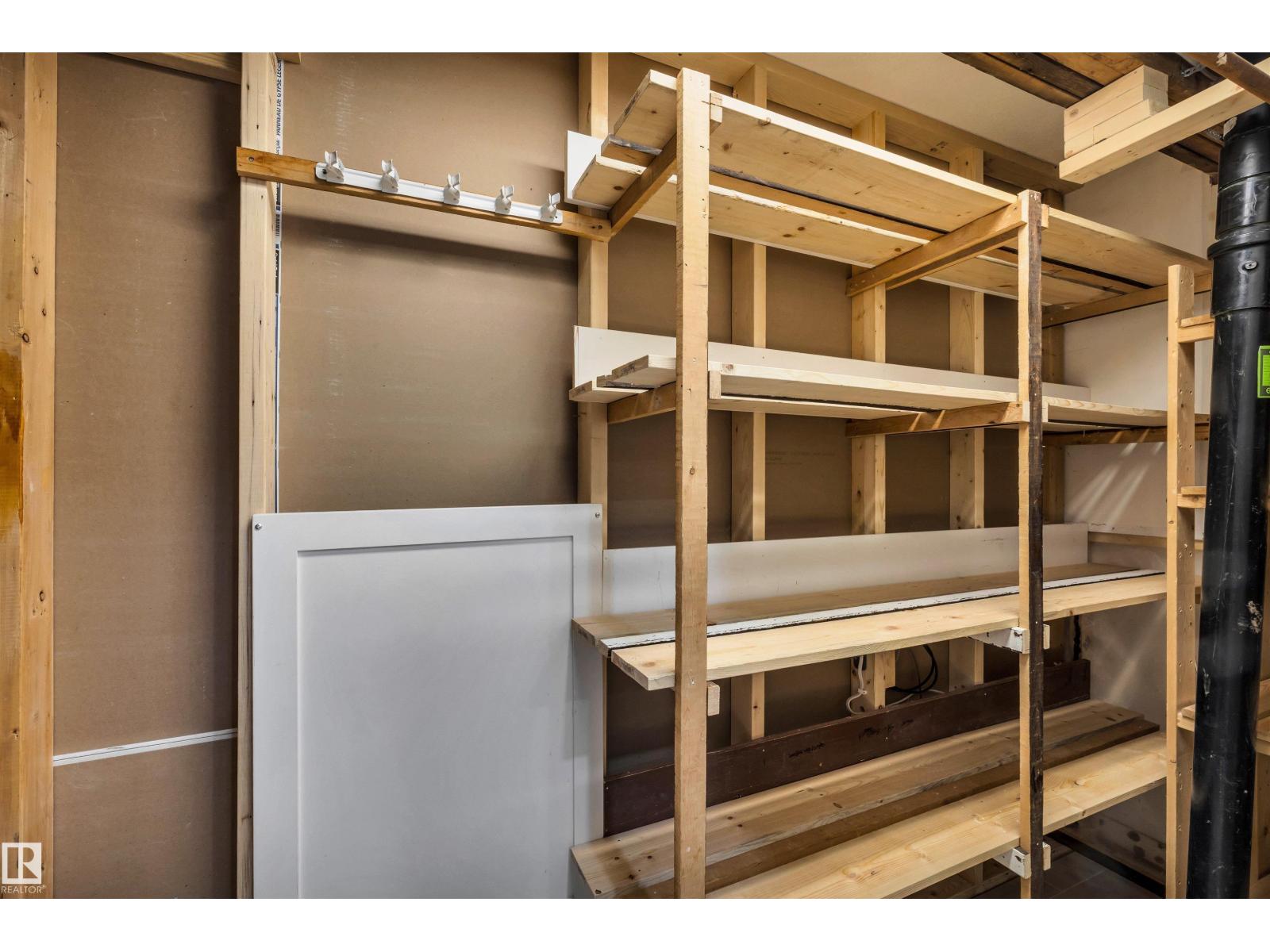 14204 31 ST NW - 33