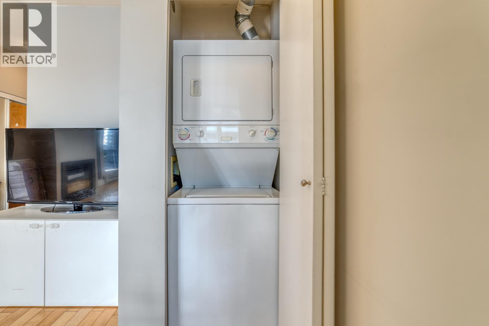 1003 1238 BURRARD STREET, Vancouver photo 13