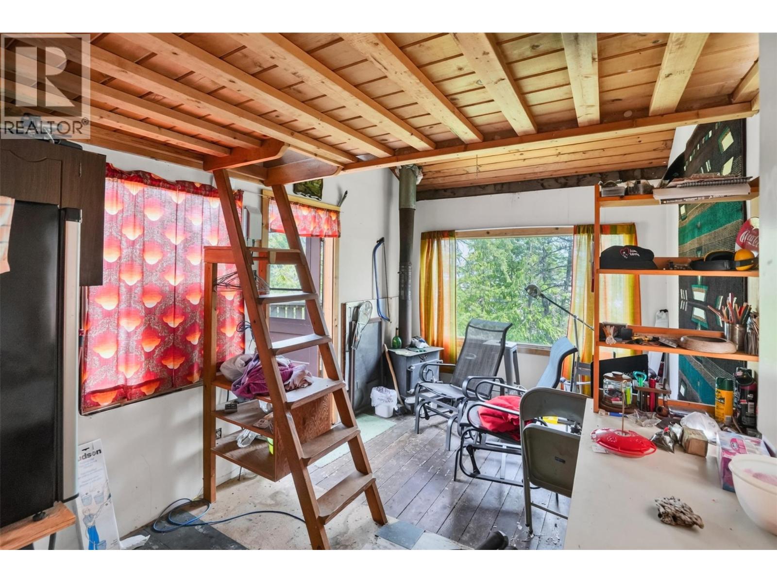 4940 Fletcher Creek Road - 16
