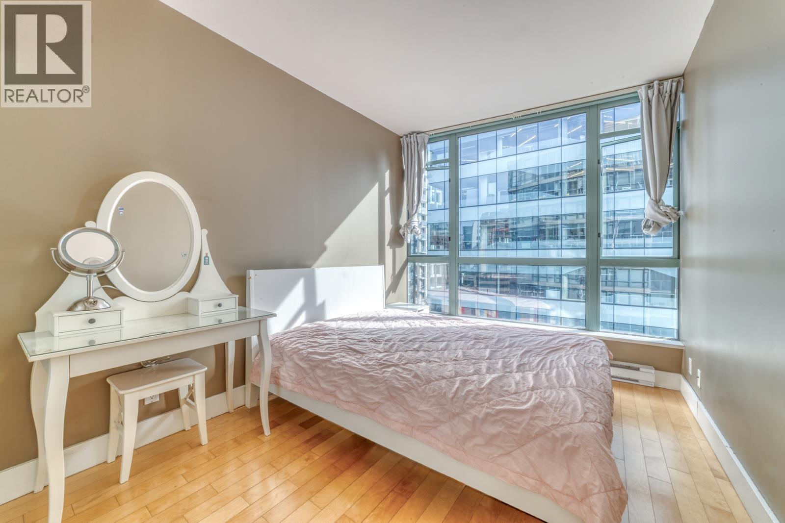 1003 1238 BURRARD STREET, Vancouver photo 9