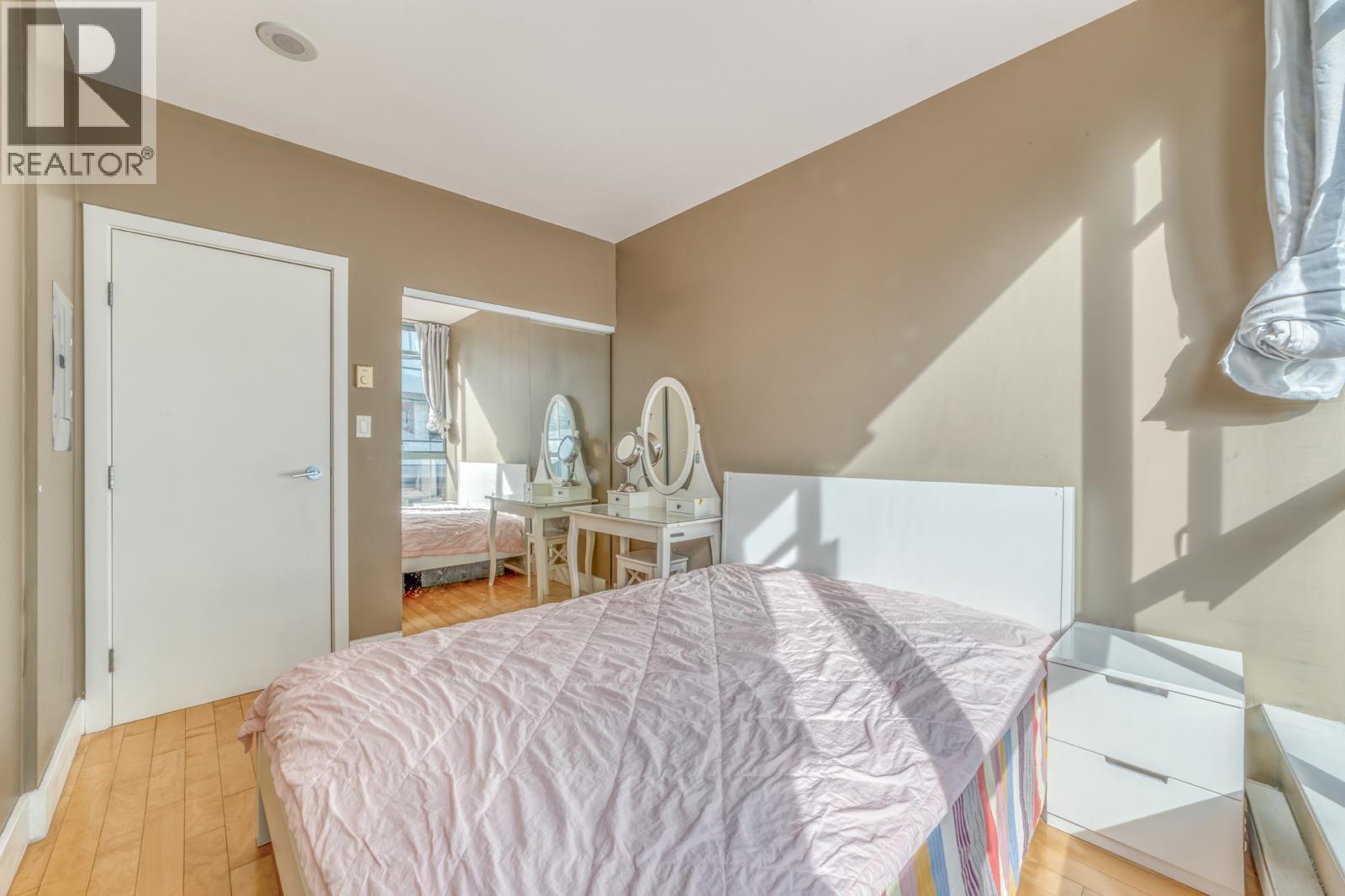 1003 1238 BURRARD STREET, Vancouver photo 10
