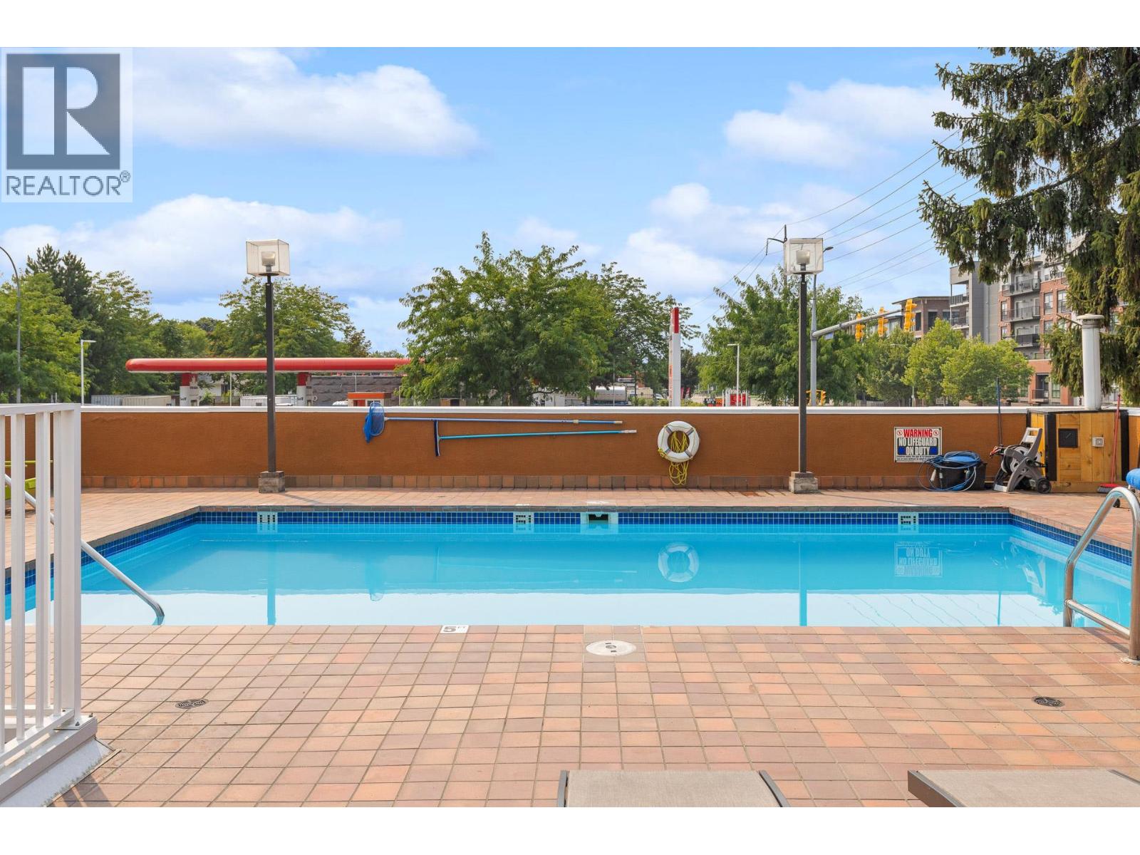 #1205 737 Leon Avenue - 41