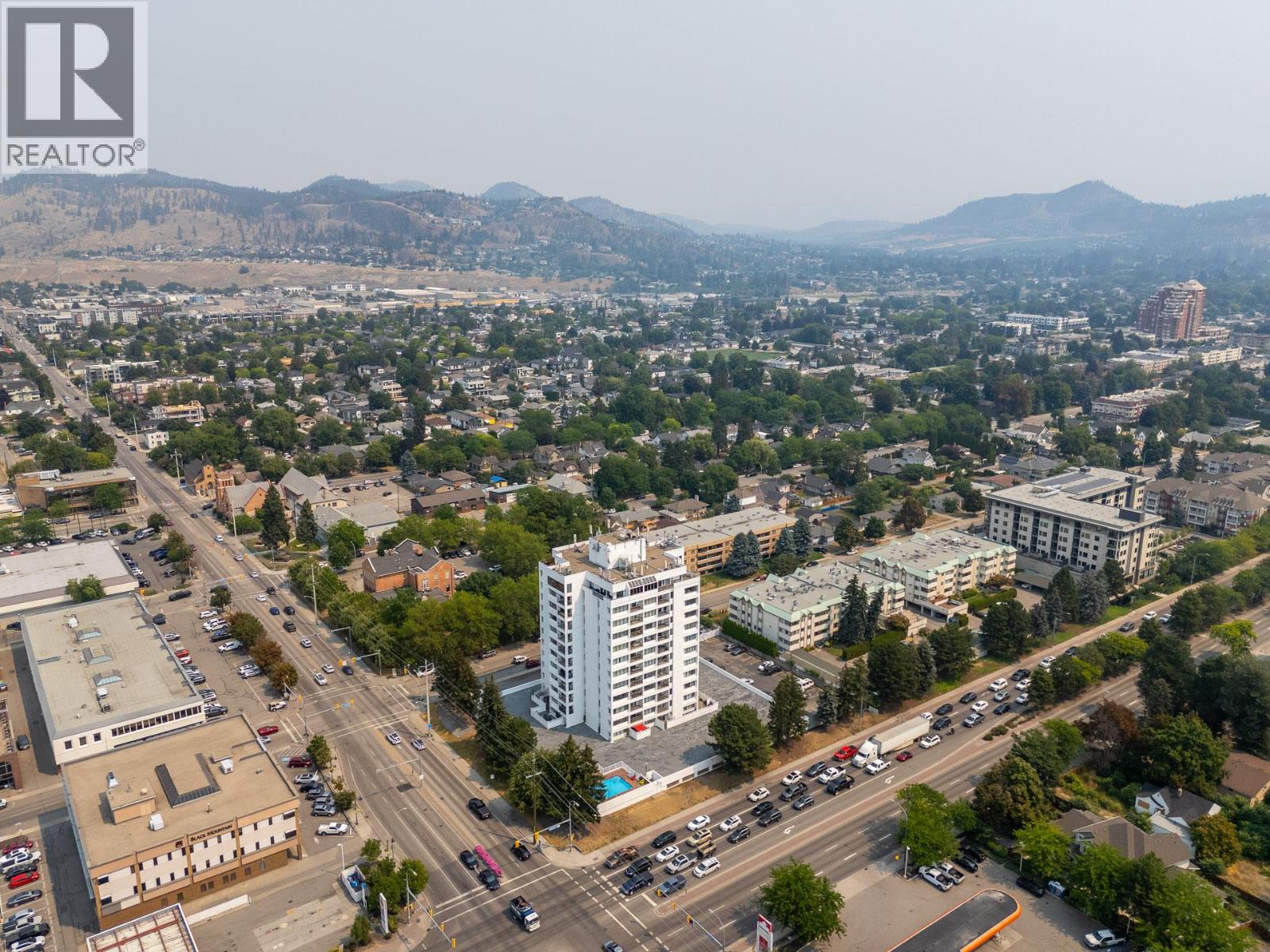 #1205 737 Leon Avenue - 53
