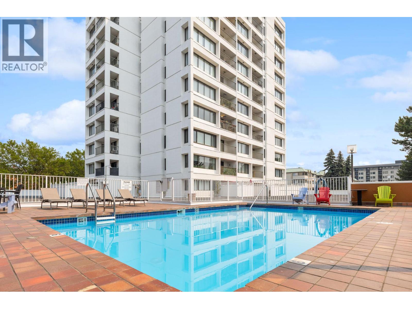 #1205 737 Leon Avenue - 44