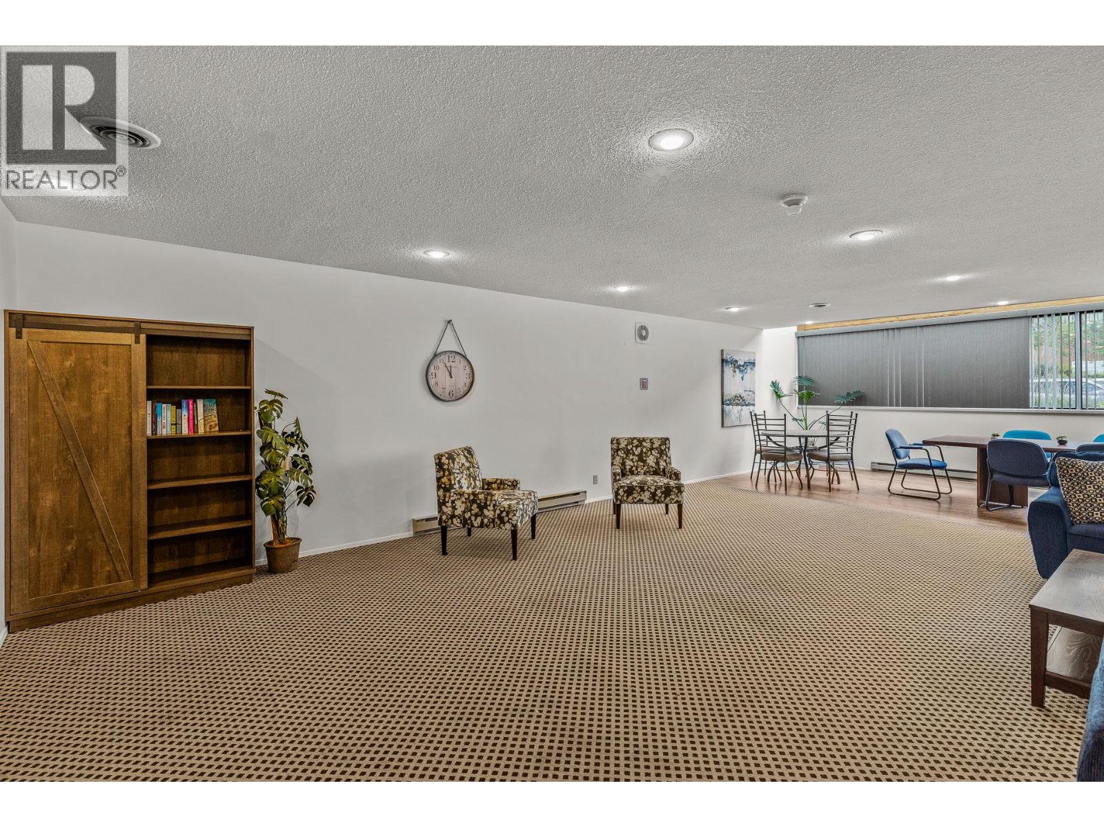 #1205 737 Leon Avenue - 65
