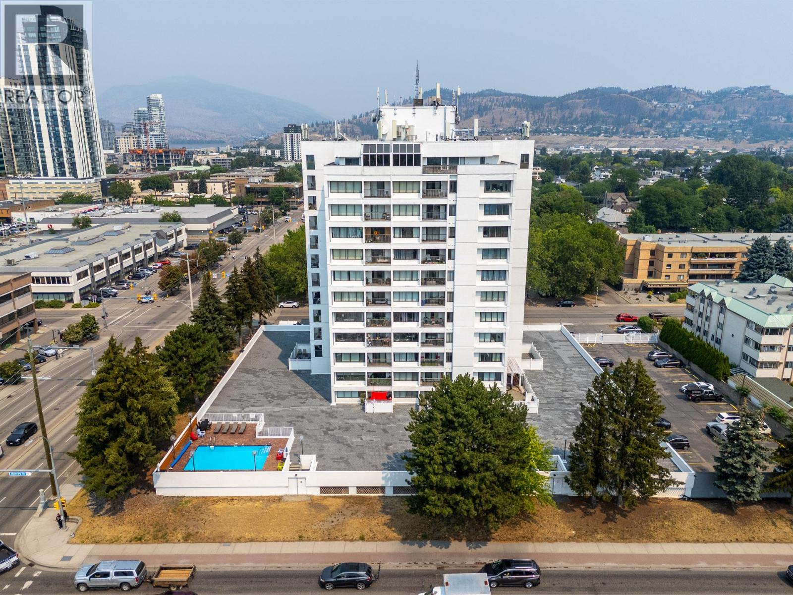 #1205 737 Leon Avenue - 60