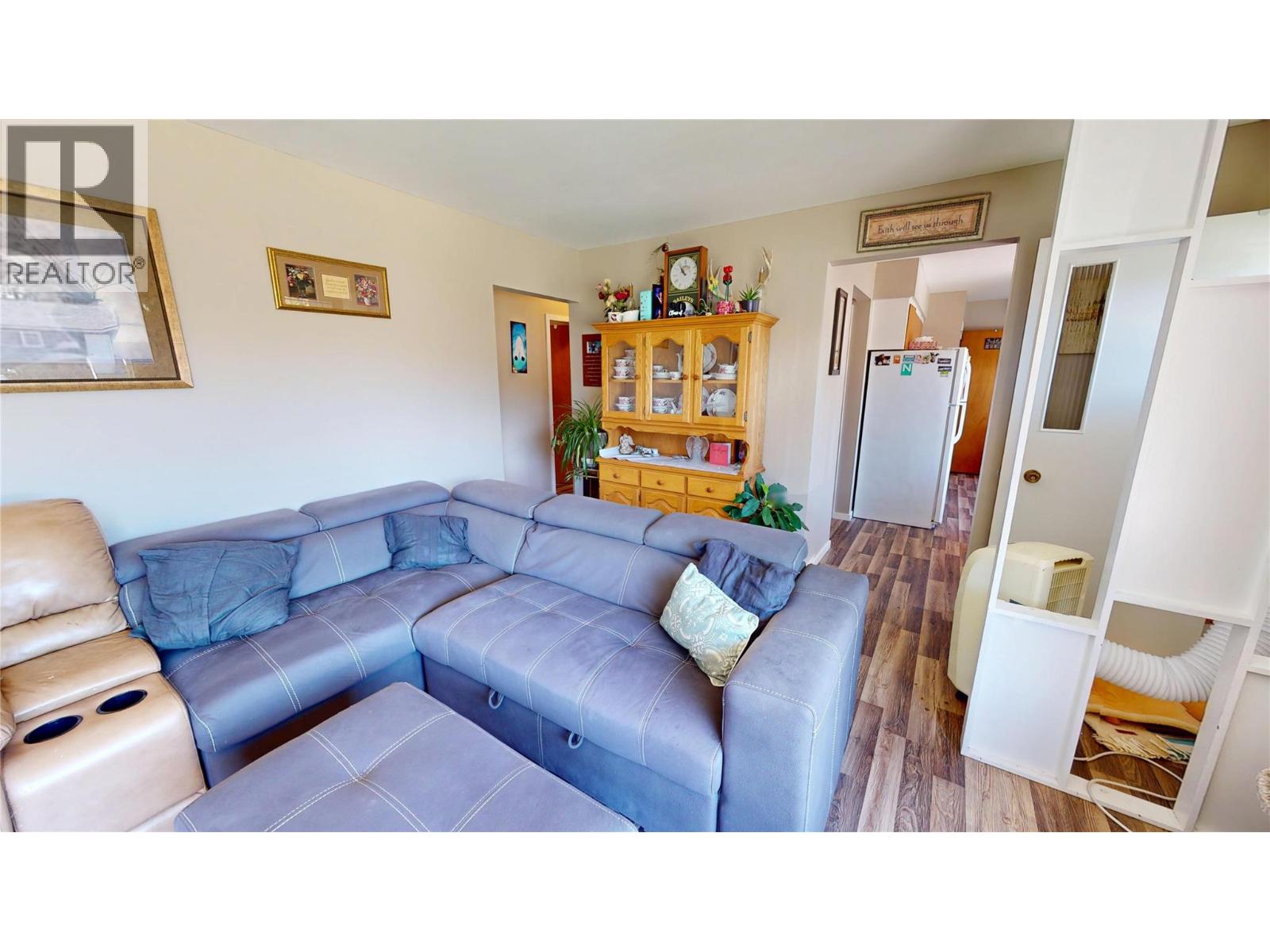 1516 6A Street S - 6