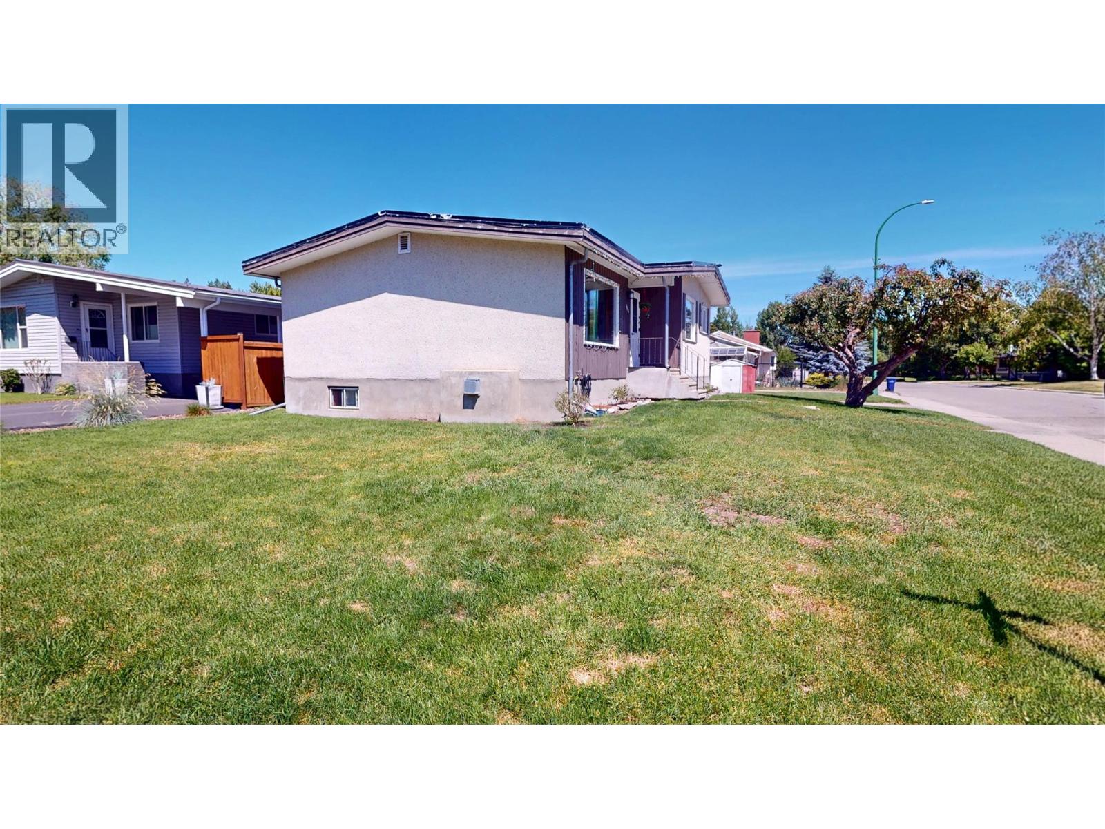 1516 6A Street S - 30
