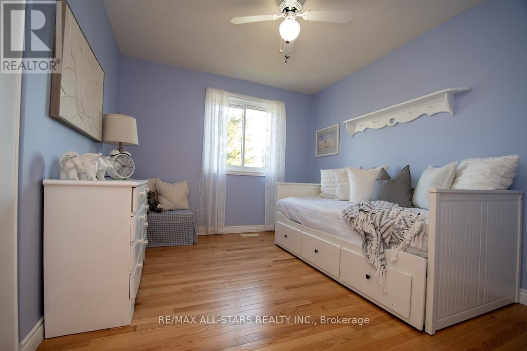 29 MCDONAGH DRIVE - 27