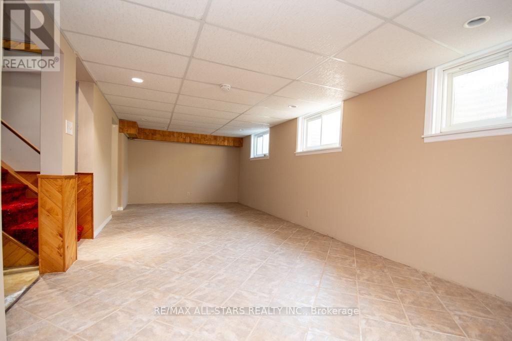 29 MCDONAGH DRIVE - Image 33