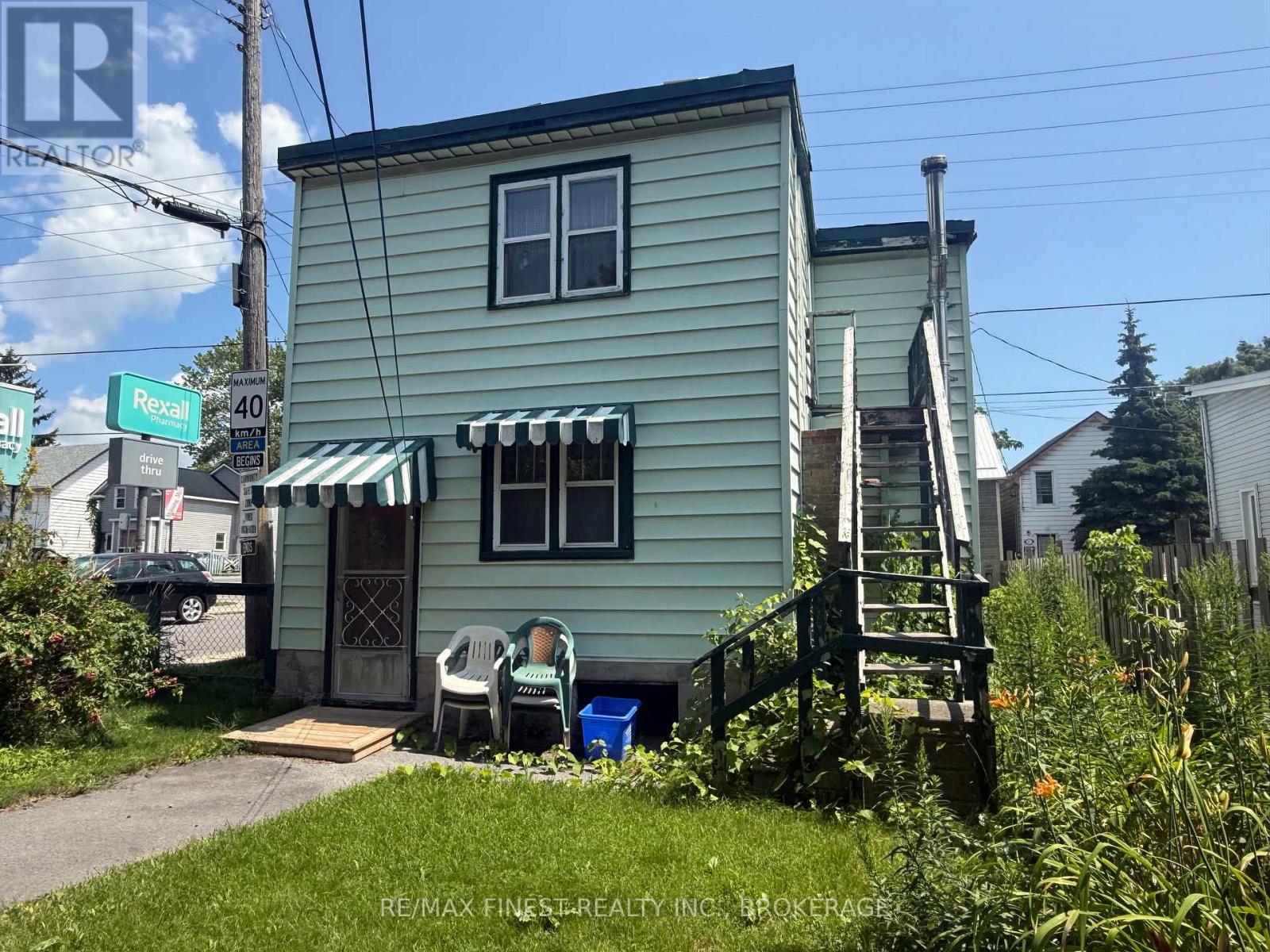 224 MONTREAL STREET - Image 6