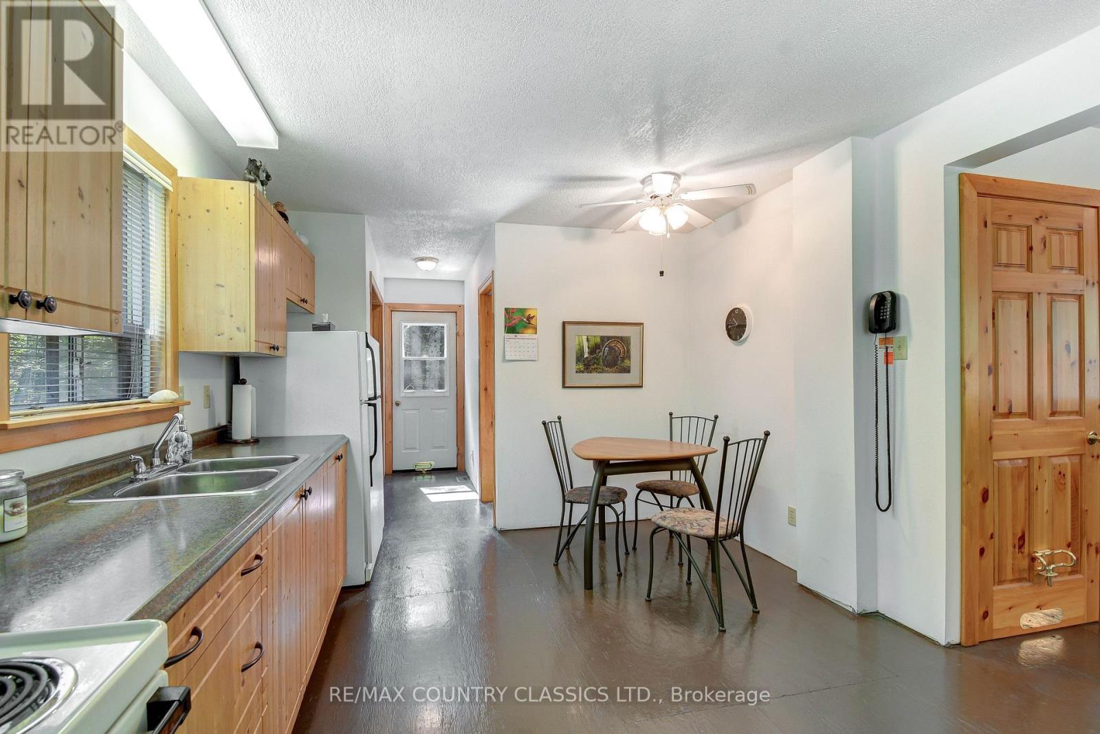 1551 MUMFORD ROAD - 14