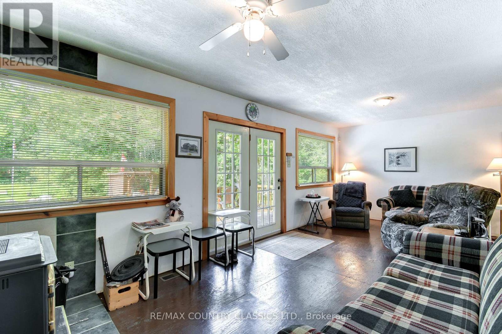 1551 MUMFORD ROAD - 20