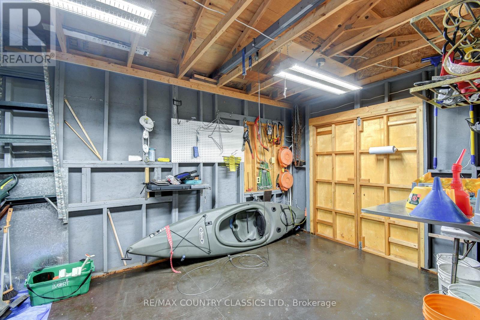 1551 MUMFORD ROAD - 31