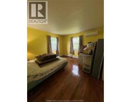 949 East West Rd, Pelee Island, ON N0R1M0 Photo 26