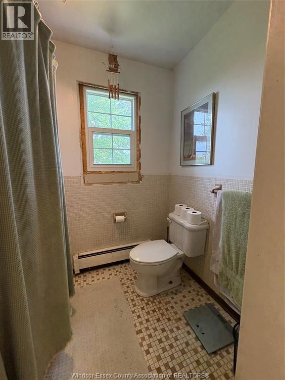 949 East West Rd - Image 28