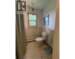949 East West Rd, Pelee Island, ON N0R1M0 Photo 28