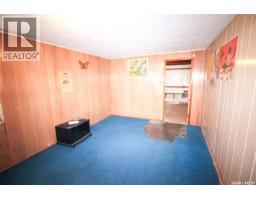 261 2nd Avenue W, Shaunavon, SK S0N2M0 Photo 24