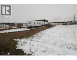 261 2nd Avenue W, Shaunavon, SK S0N2M0 Photo 29